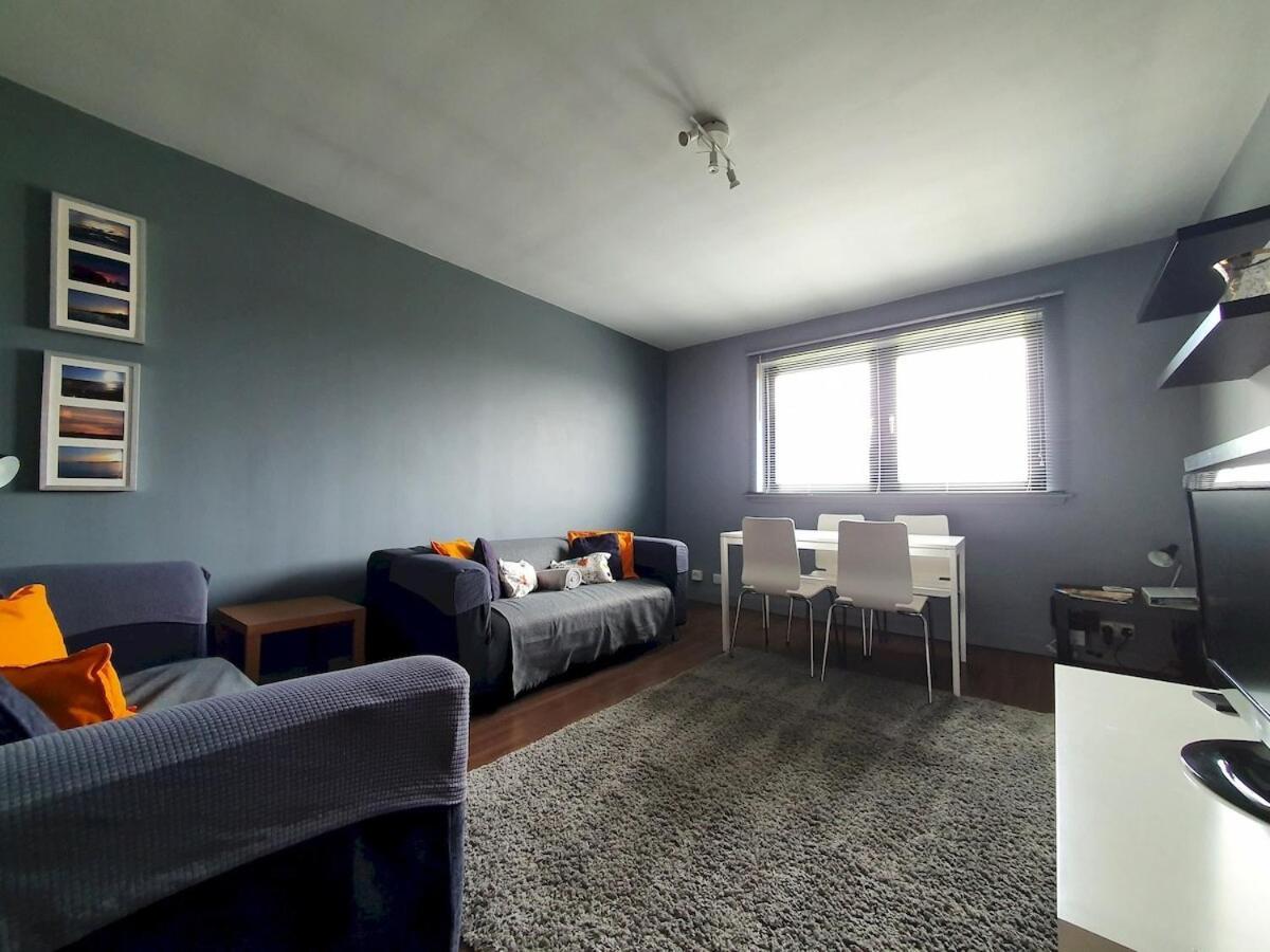2 Bedroom, Free Parking & Netflix Near Hospitals Aberdeen Eksteriør billede