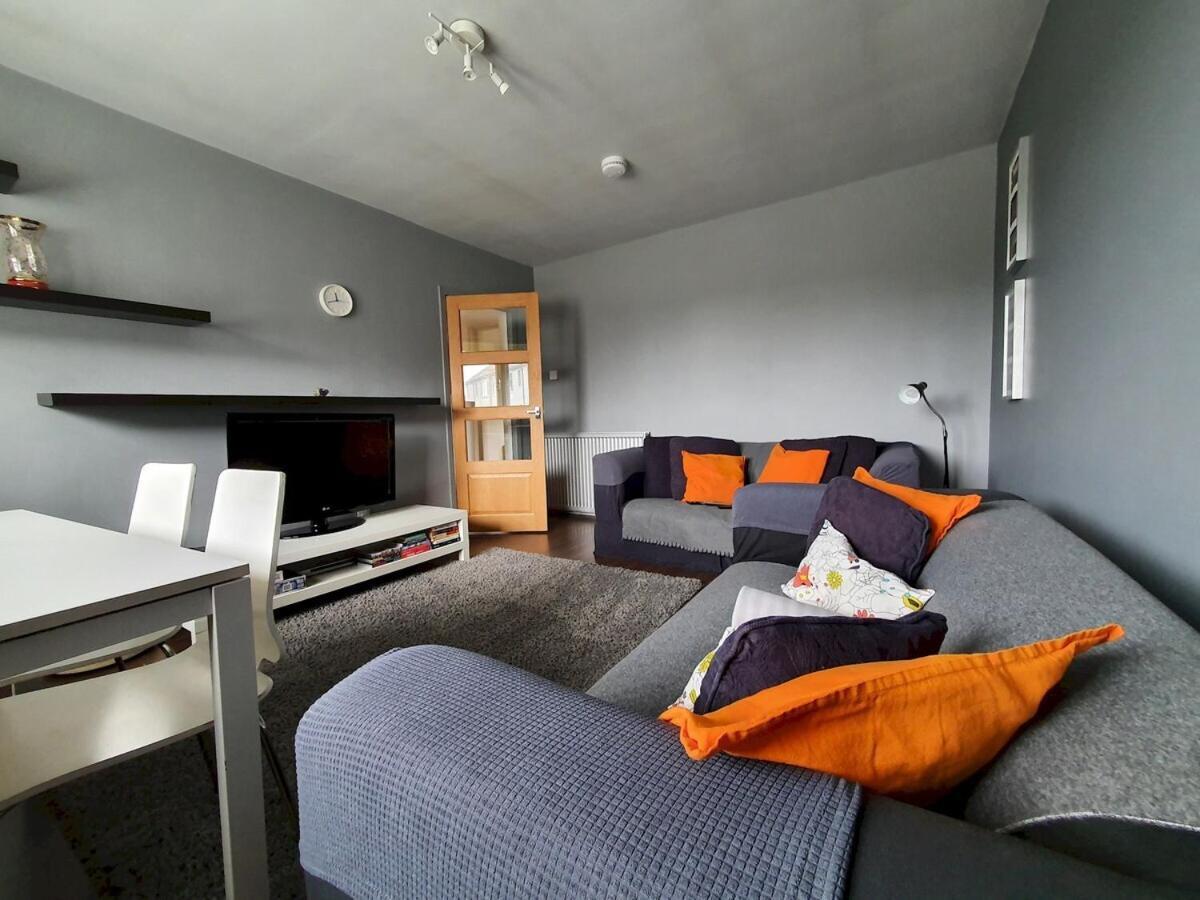 2 Bedroom, Free Parking & Netflix Near Hospitals Aberdeen Eksteriør billede